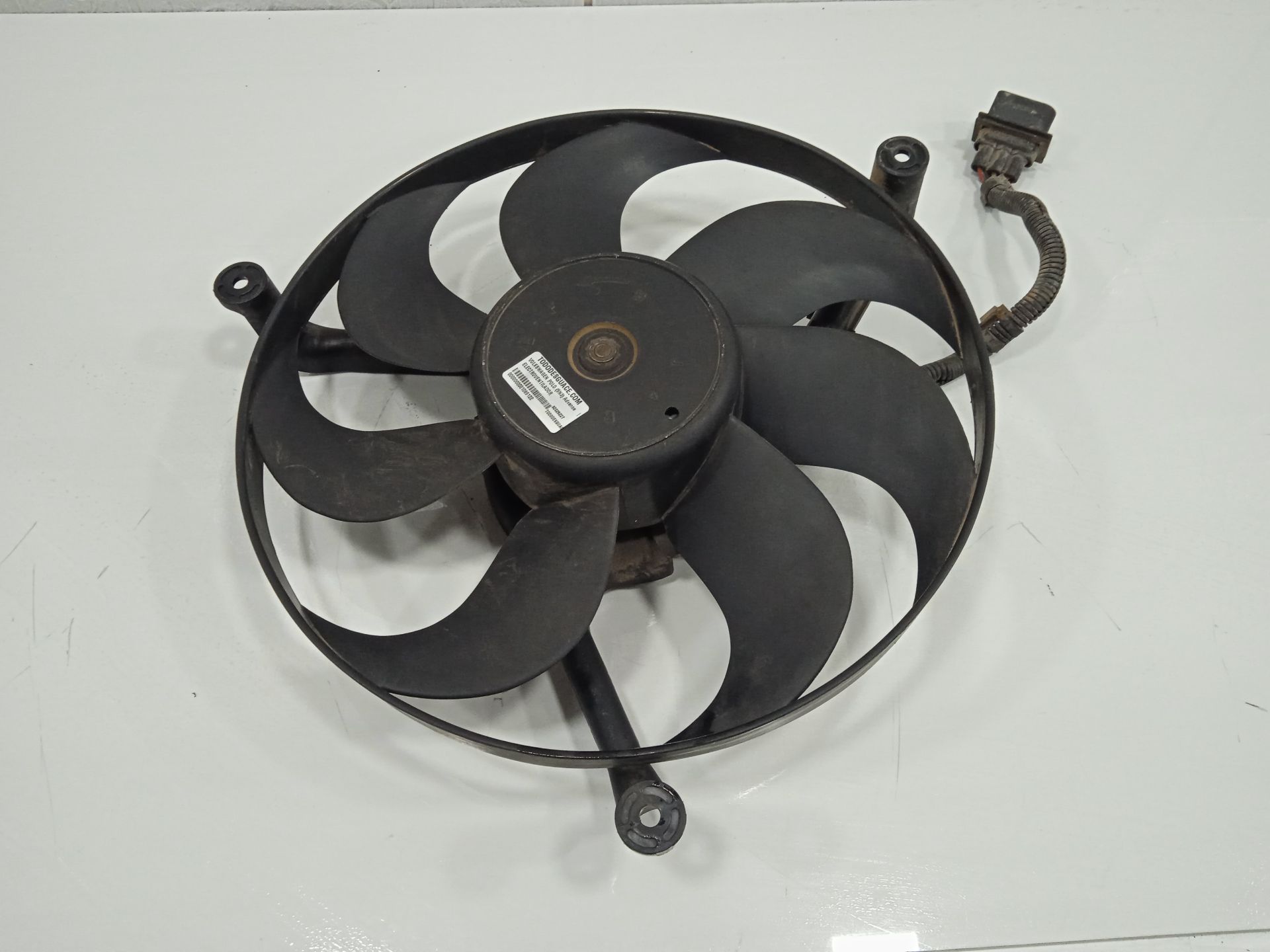 ELECTROVENTILADOR VOLKSWAGEN POLO (9N3) 2004