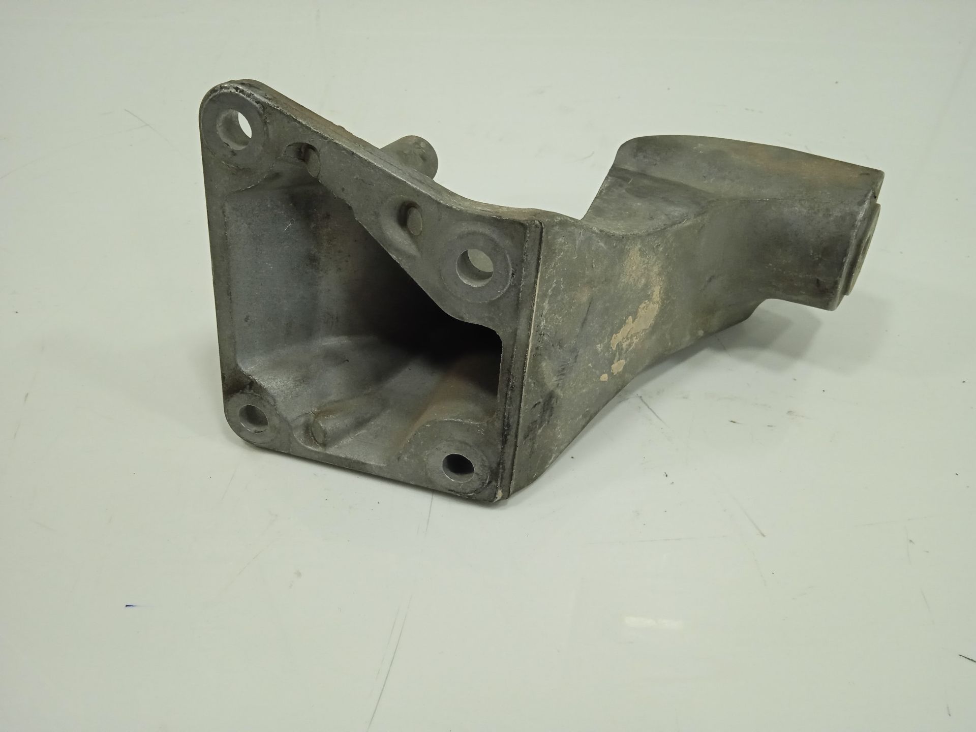 SOPORTE MOTOR foto 2