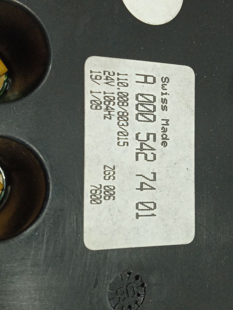 CUADRO INSTRUMENTOS MERCEDES-BENZ VARIO (TW2)SERIE/BM 667/668/670 PRDK 512 D  OM 602 DE / LA Cabina doble