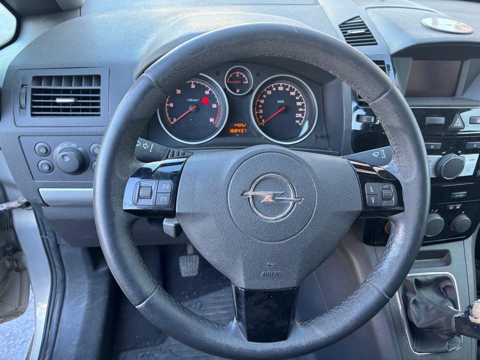 OPEL ZAFIRA B Cosmo Motor 1,9 Ltr. - 88 kW CDTI