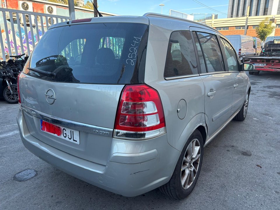 OPEL ZAFIRA B Cosmo Motor 1,9 Ltr. - 88 kW CDTI