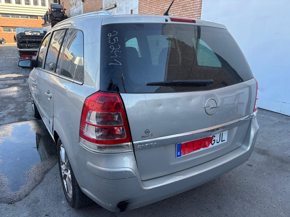 OPEL ZAFIRA B Cosmo Motor 1,9 Ltr. - 88 kW CDTI