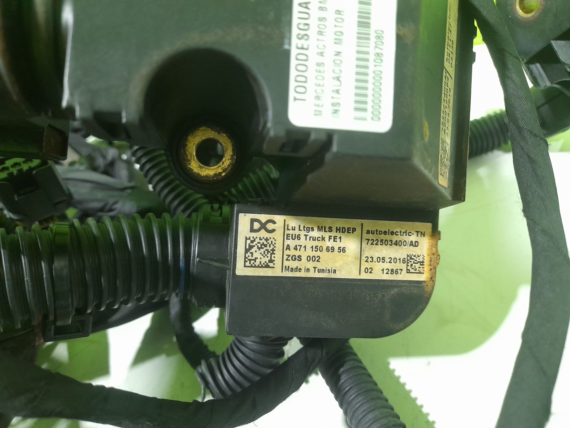 INSTALACION MOTOR MERCEDES-BENZ ACTROS BM 963.XXX 3-ACHSER 25XX 6x2 SZM L BigSpace