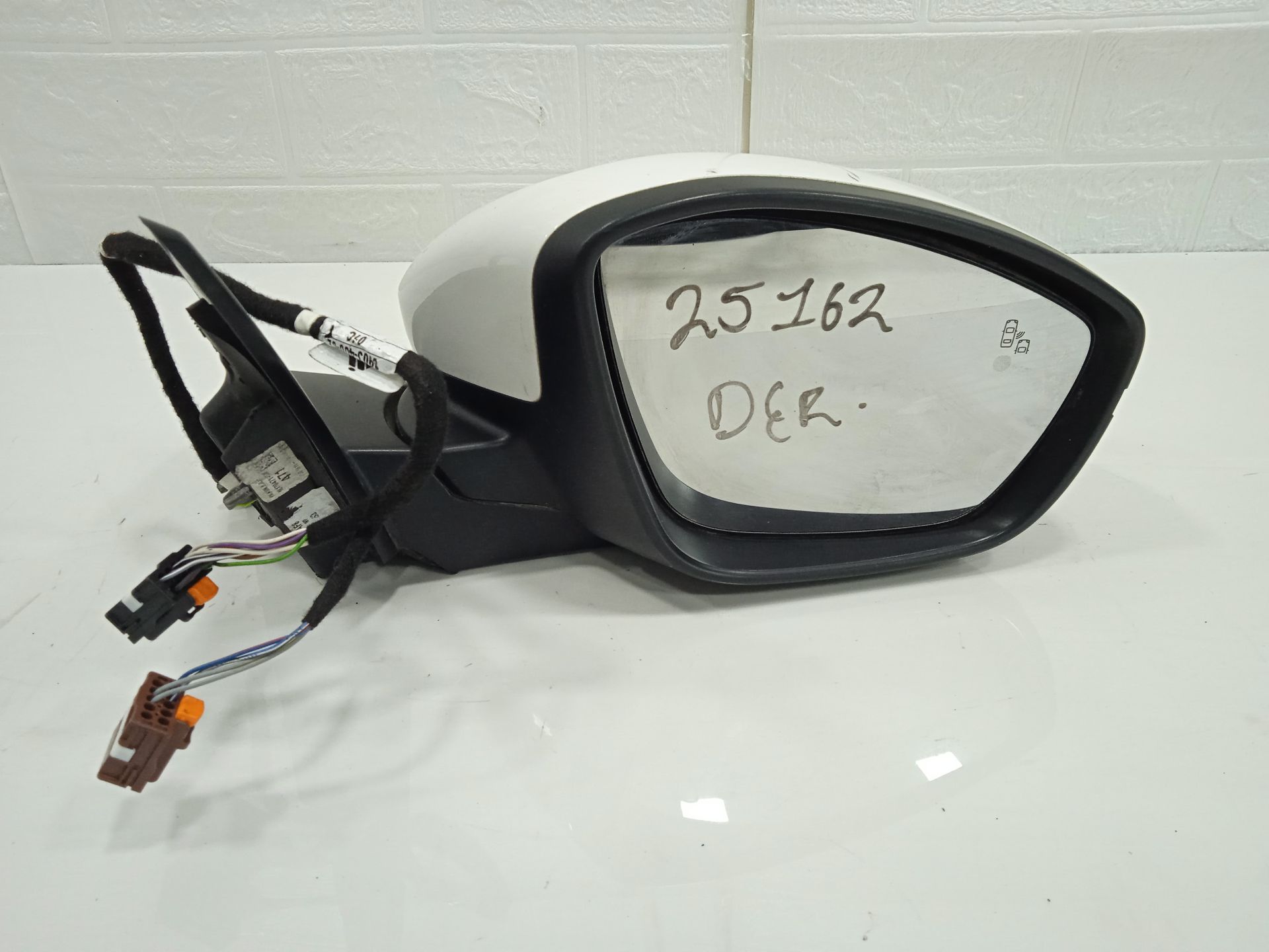 RETROVISOR DERECHO foto 2