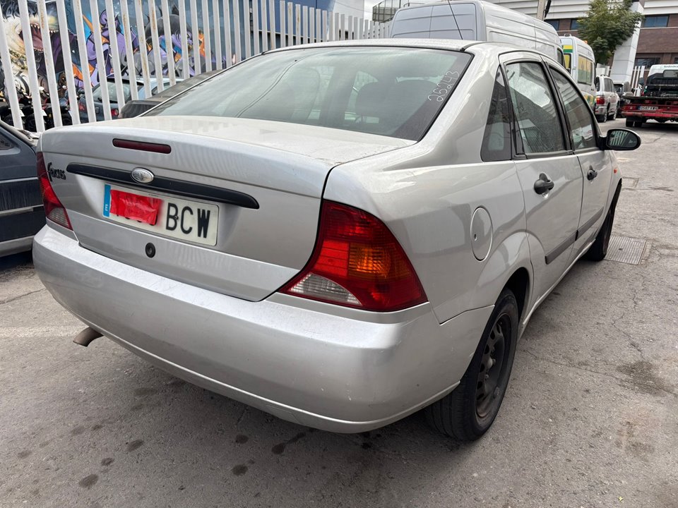 FORD FOCUS BERLINA (CAK) Ambiente Motor 1,8 Ltr. - 66 kW TDDI Turbodiesel CAT