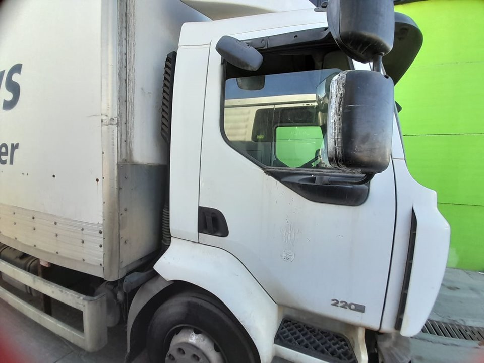 RENAULT MIDLUM FG   XXX.10                   E4 Cabina doble Motor 4,8 Ltr. - 158 kW Diesel