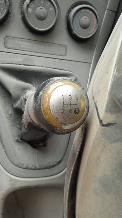 TOYOTA AURIS Luna+ Motor 1,4 Ltr. - 66 kW Turbodiesel CAT