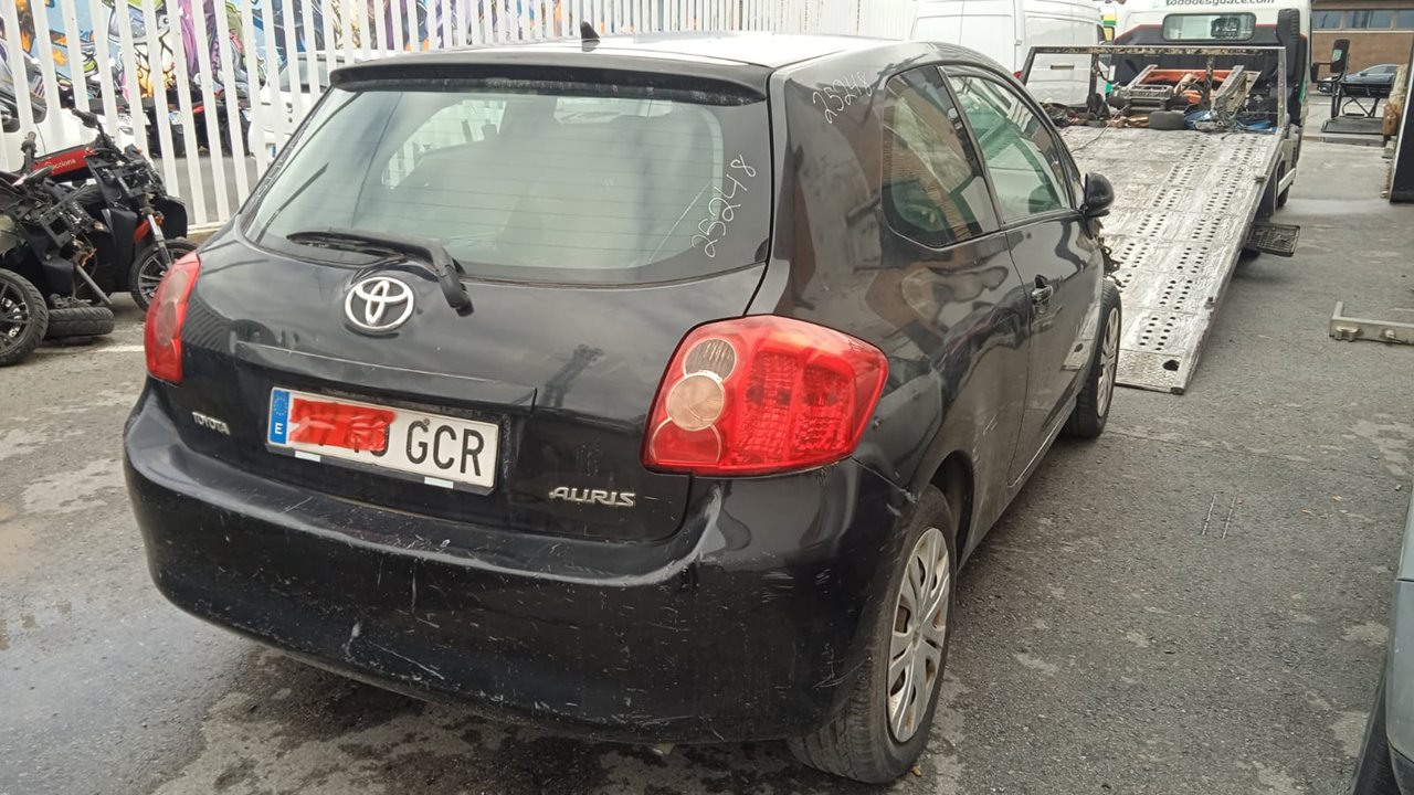 TOYOTA AURIS Luna+ Motor 1,4 Ltr. - 66 kW Turbodiesel CAT