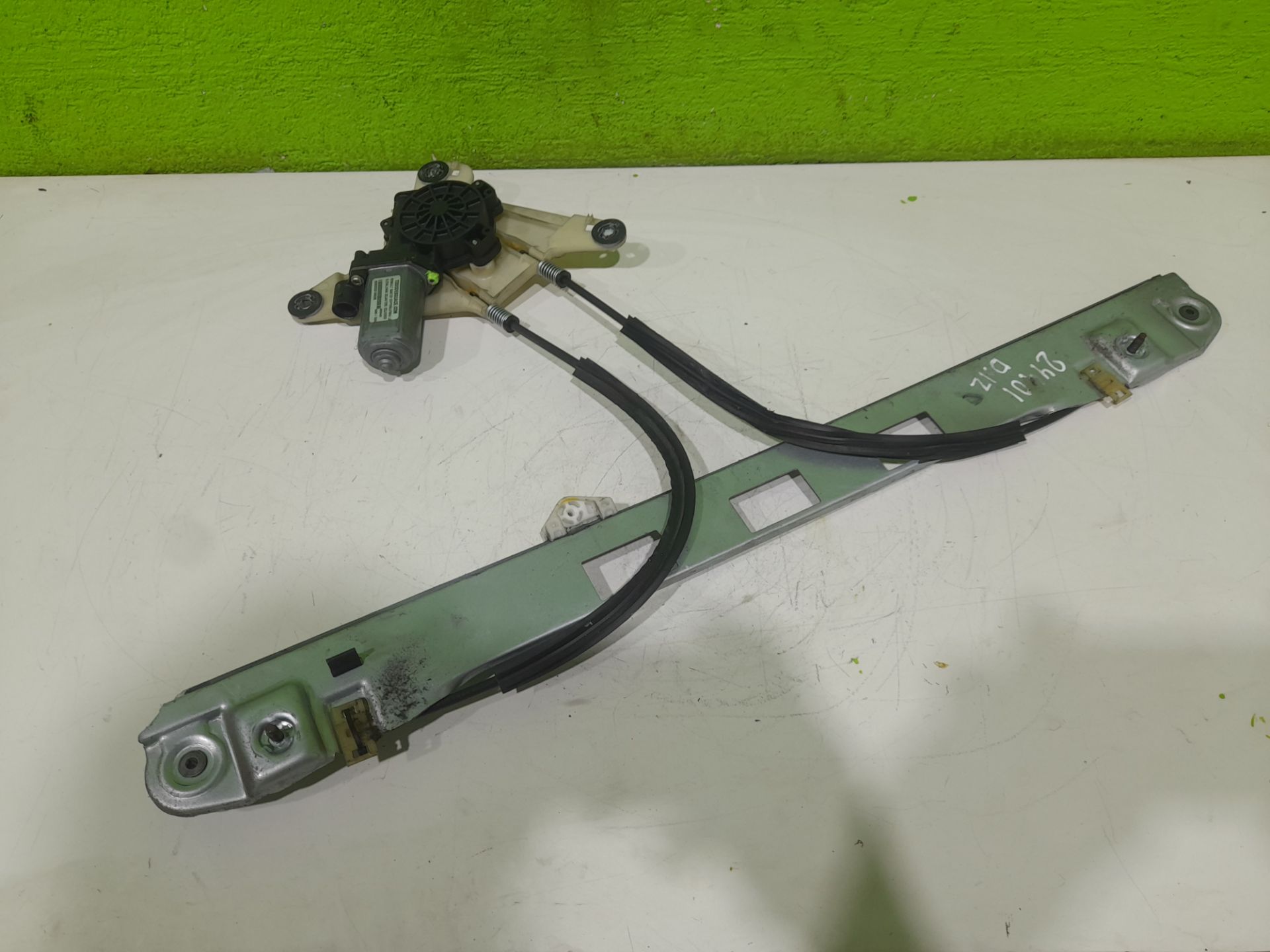 ELEVALUNAS DELANTERO IZQUIERDO RENAULT MASTER KOFFERAUFBAU L3H1 3,5t