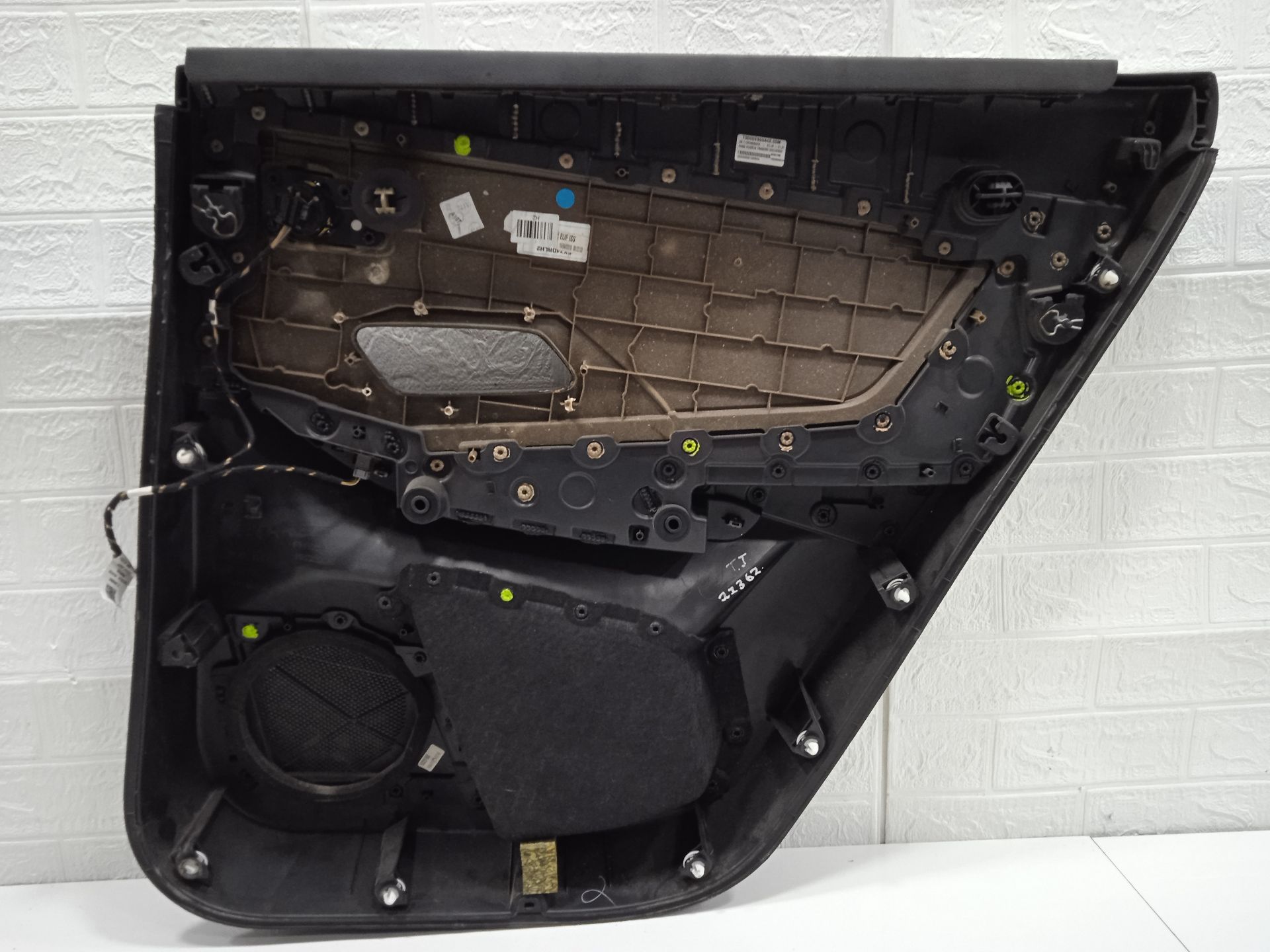 PAÑO PUERTA TRASERO IZQUIERDO DS 7 CROSSBACK