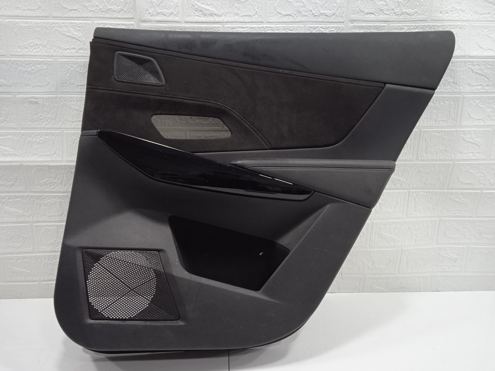 PAÑO PUERTA TRASERO DERECHO DS 7 CROSSBACK