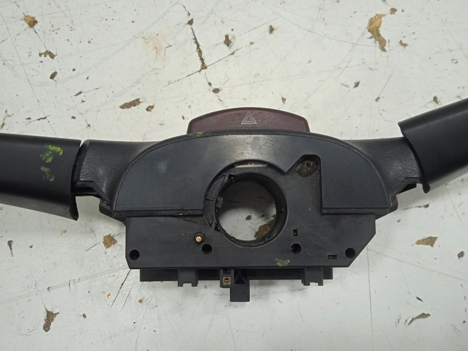 MANDO LUCES MERCEDES-BENZ SPRINTER 02.00 -> COMBI 208  CDI   (901.6/902.671-672)