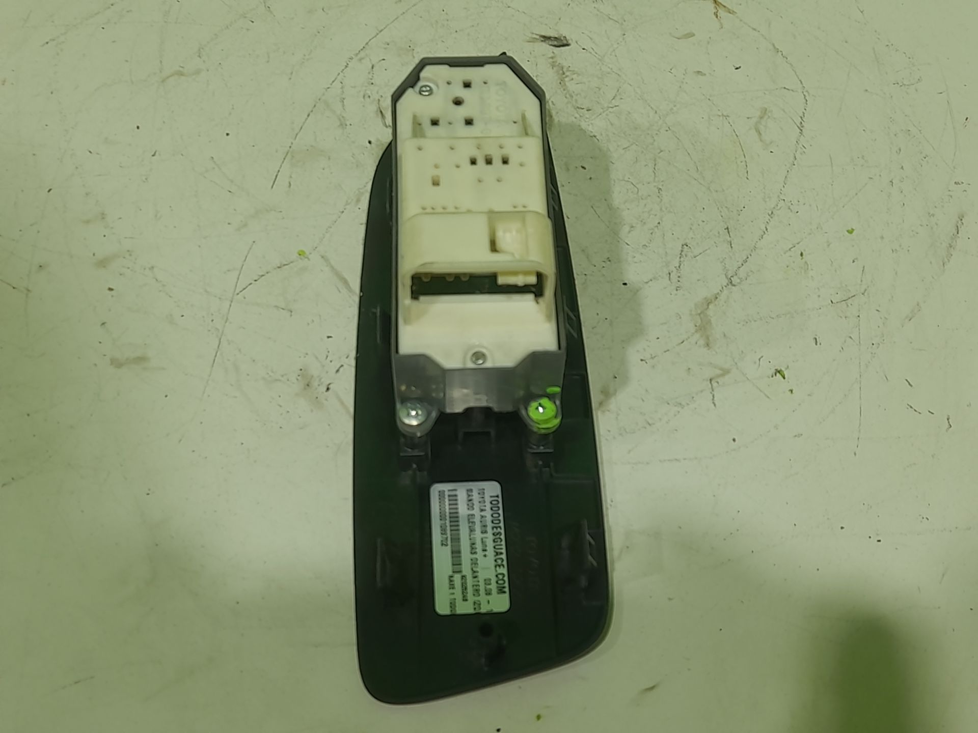 MANDO ELEVALUNAS DELANTERO IZQUIERDO TOYOTA AURIS Luna+