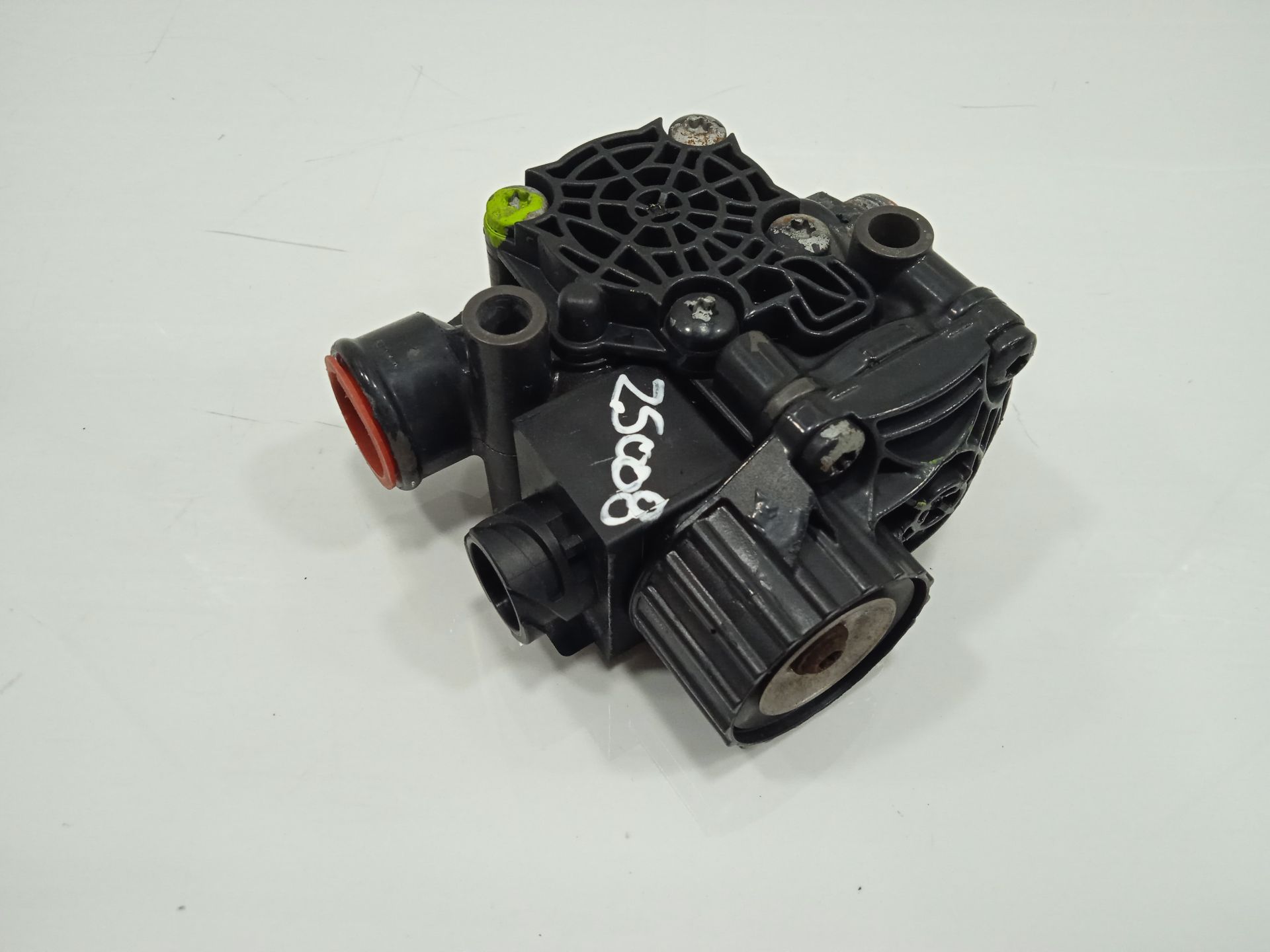 VALVULA SOLENOIDE MAN TGX 18.XXX FSA / 4x2   LLS XXL