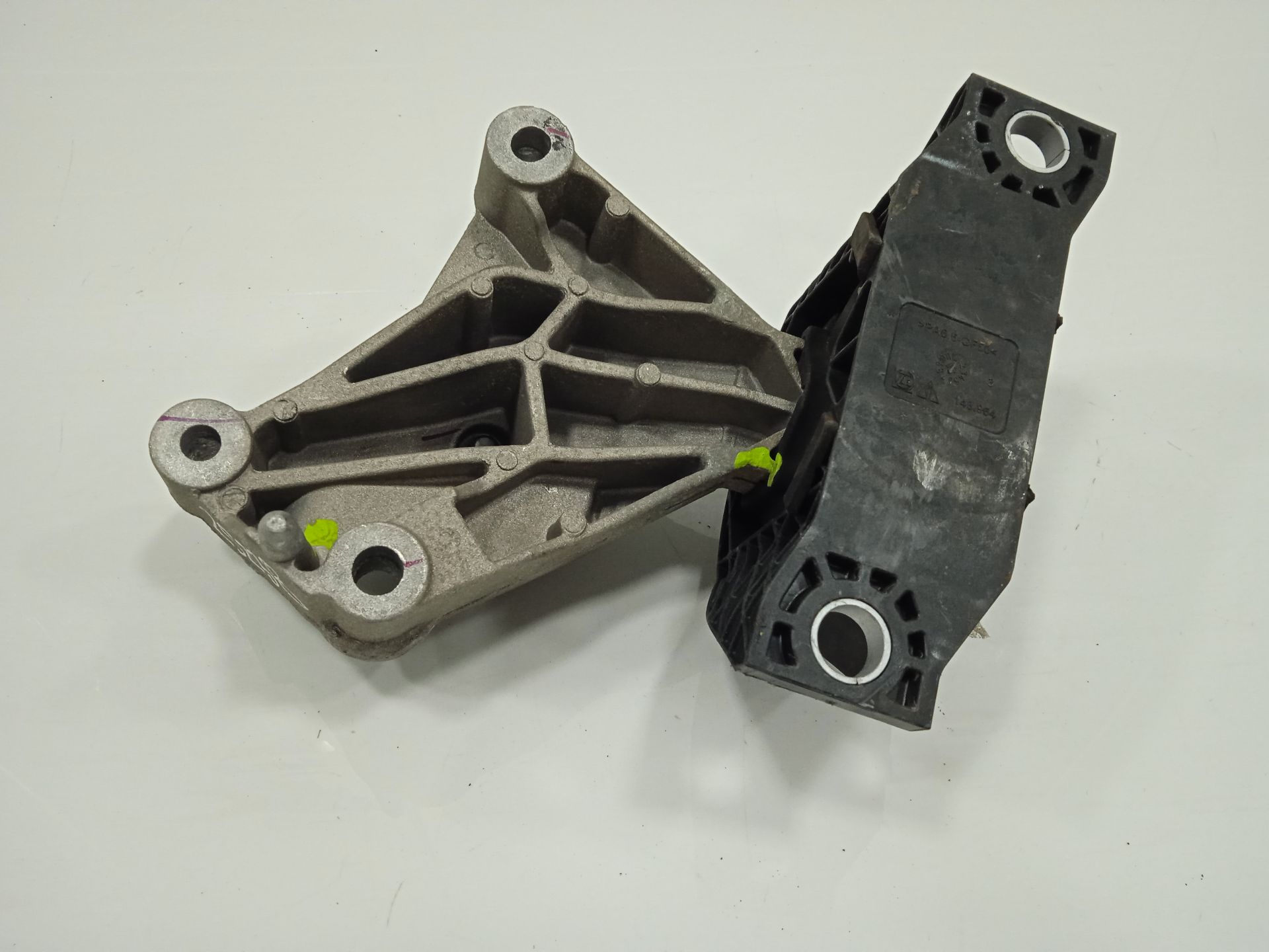 SOPORTE MOTOR DACIA SANDERO Stepway Comfort