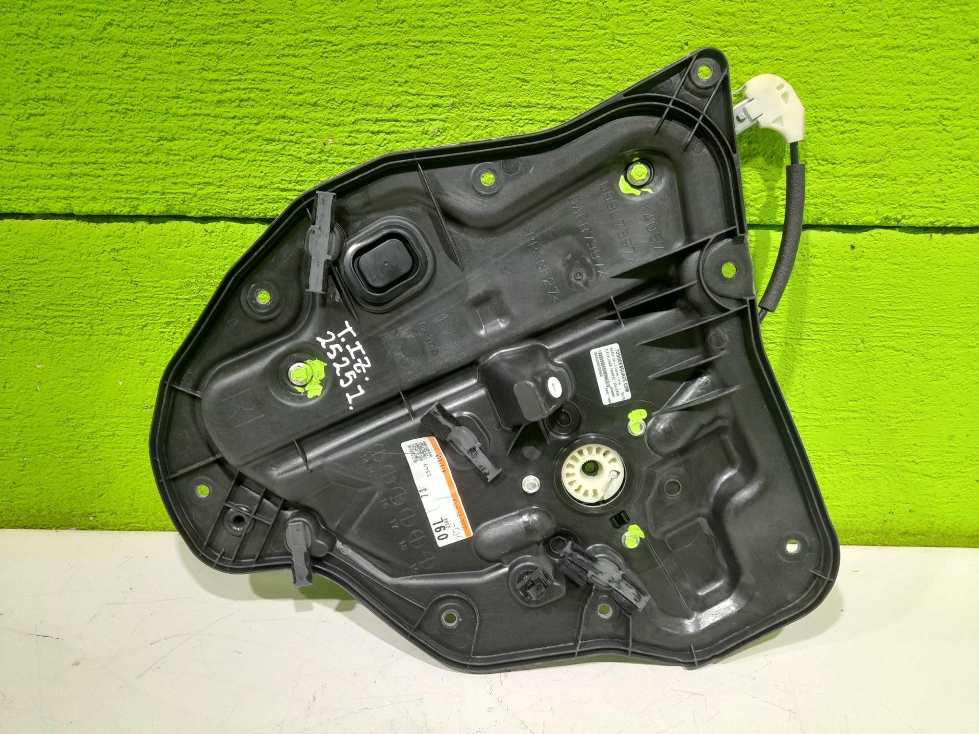ELEVALUNAS TRASERO IZQUIERDO MAZDA CX-3 Center-Line