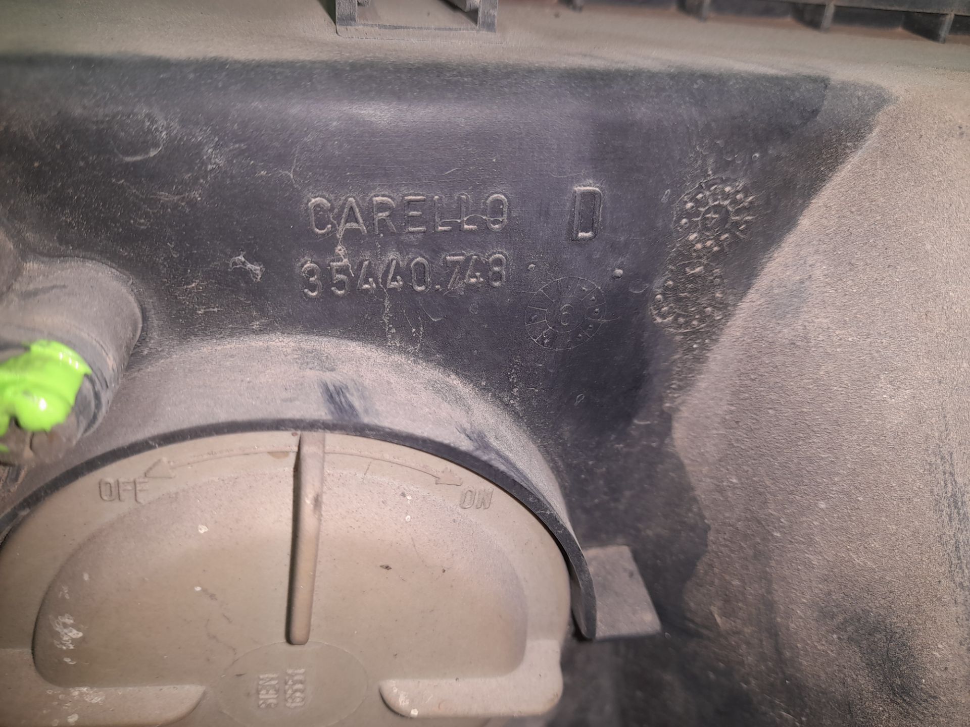 FARO DERECHO IVECO EUROTECH CURSOR (MH) FSA   (440 E 35) Larga distancia