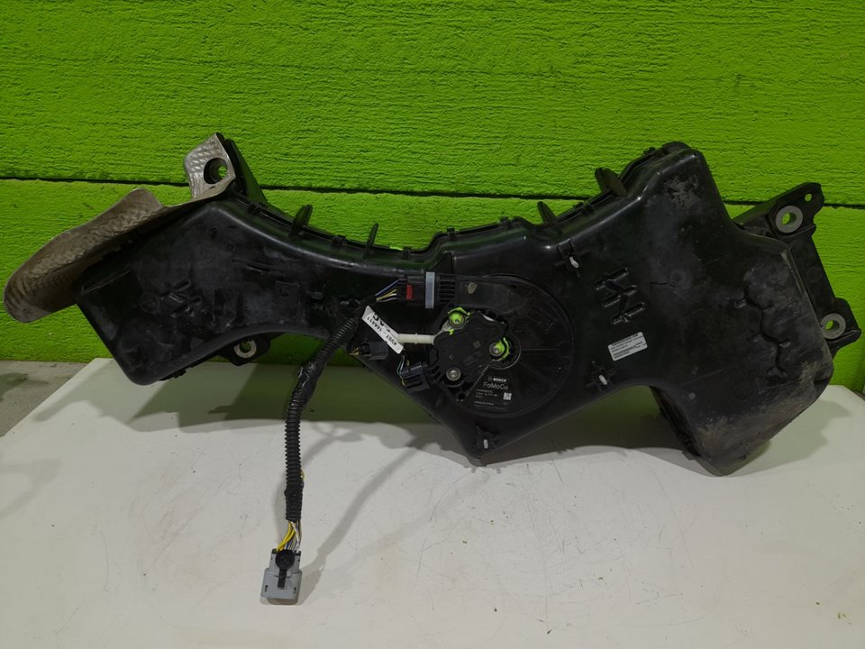 DEPOSITO ADBLUE FORD TRANSIT CONNECT Combi 220 L1 Ambiente