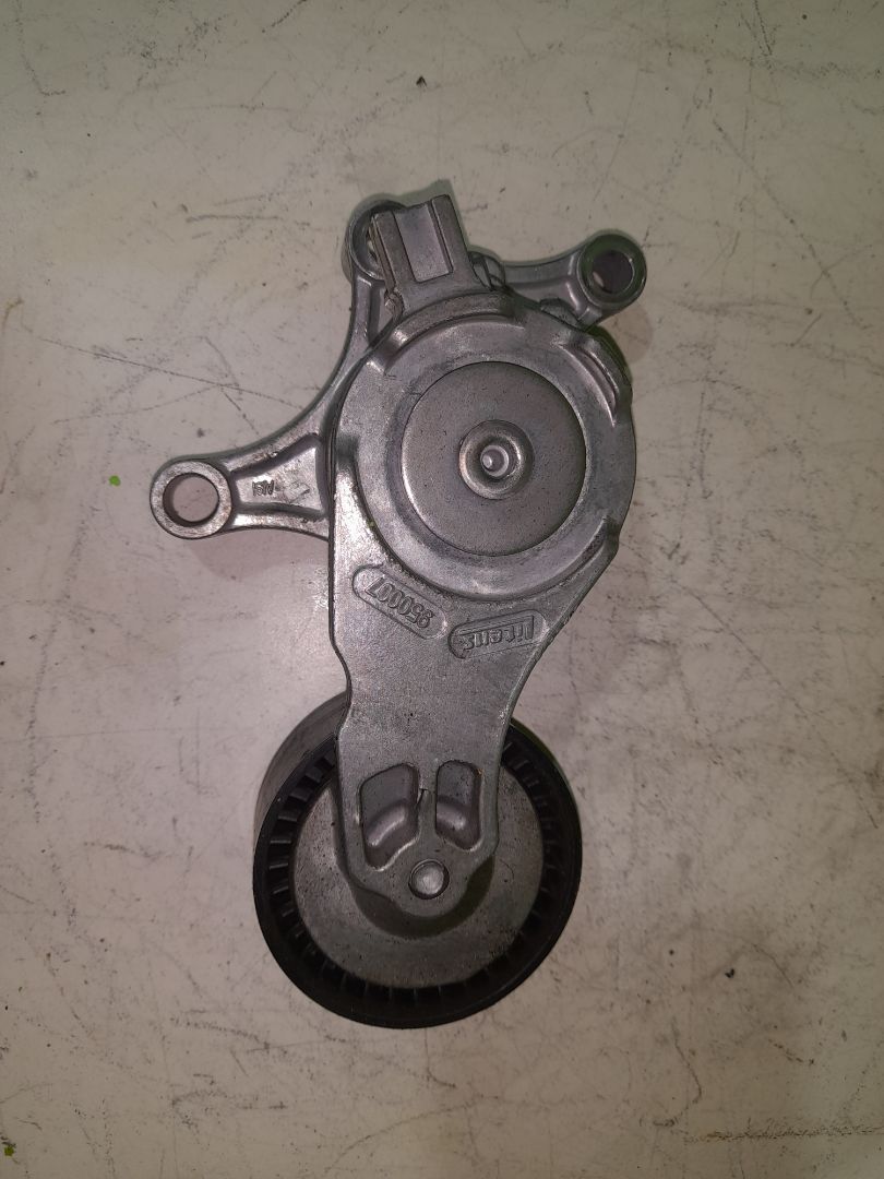 RODILLO TENSOR FORD TRANSIT CONNECT Combi 220 L1 Ambiente