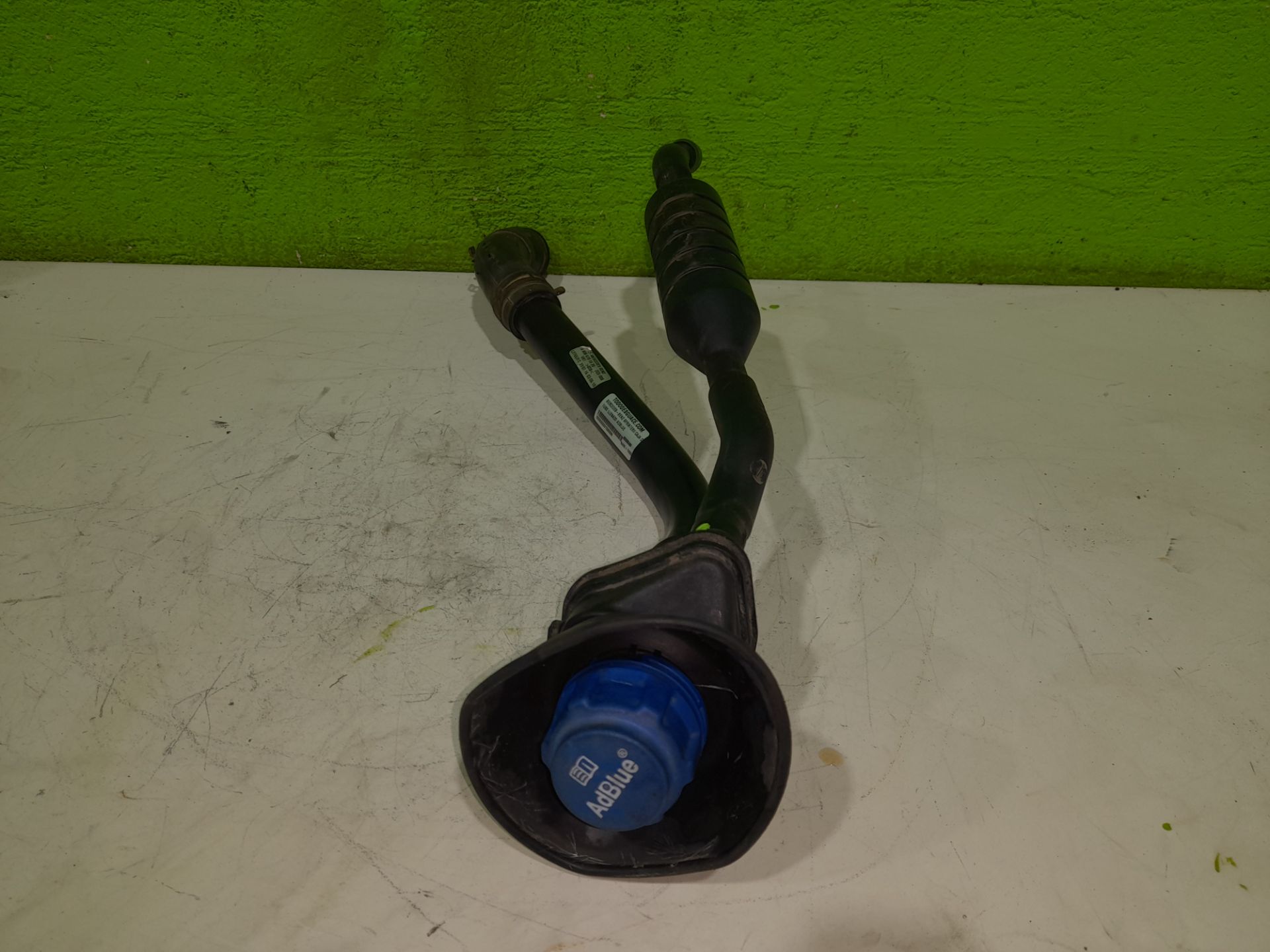 TUBO LLENADO ADBLUE MERCEDES-BENZ SPRINTERII CAJA CERRADA (DESDE 01.06) 210/211/213/214/216 CDI (906.611/613)