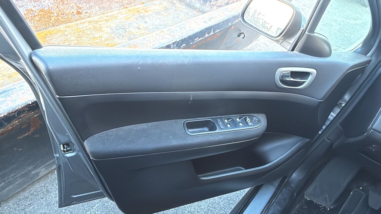 PEUGEOT 307 BREAK/SW (S2) D-Sign Motor 1,6 Ltr. - 66 kW 16V HDi