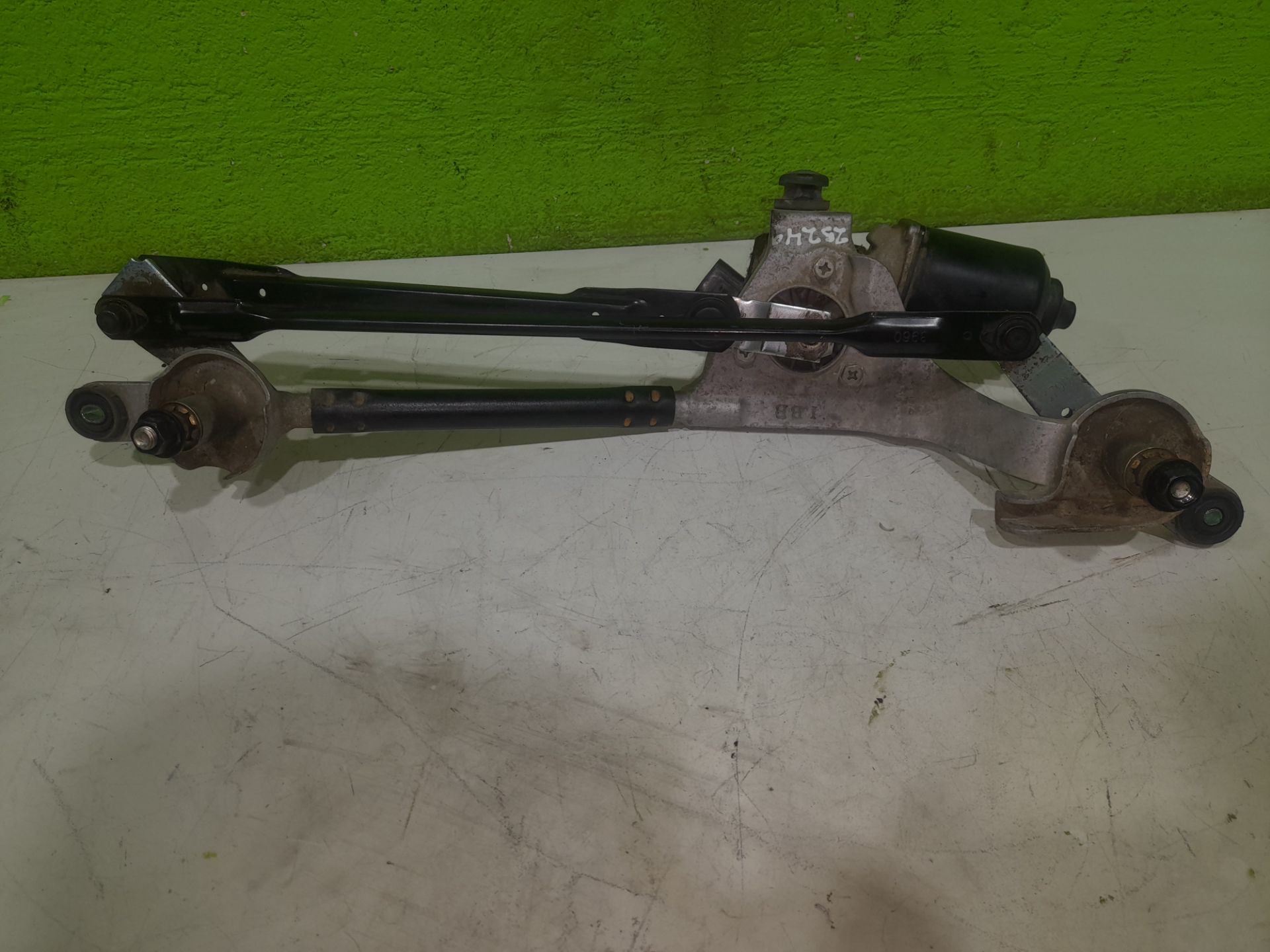 MOTOR LIMPIA DELANTERO HYUNDAI I40 GL BLUEDRIVE CITY / BLUEDRIVE CITY