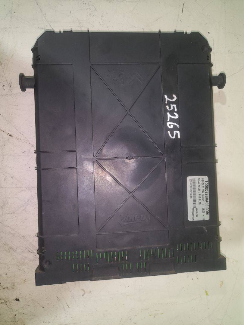 CAJA RELES / FUSIBLES PEUGEOT 207 Confort