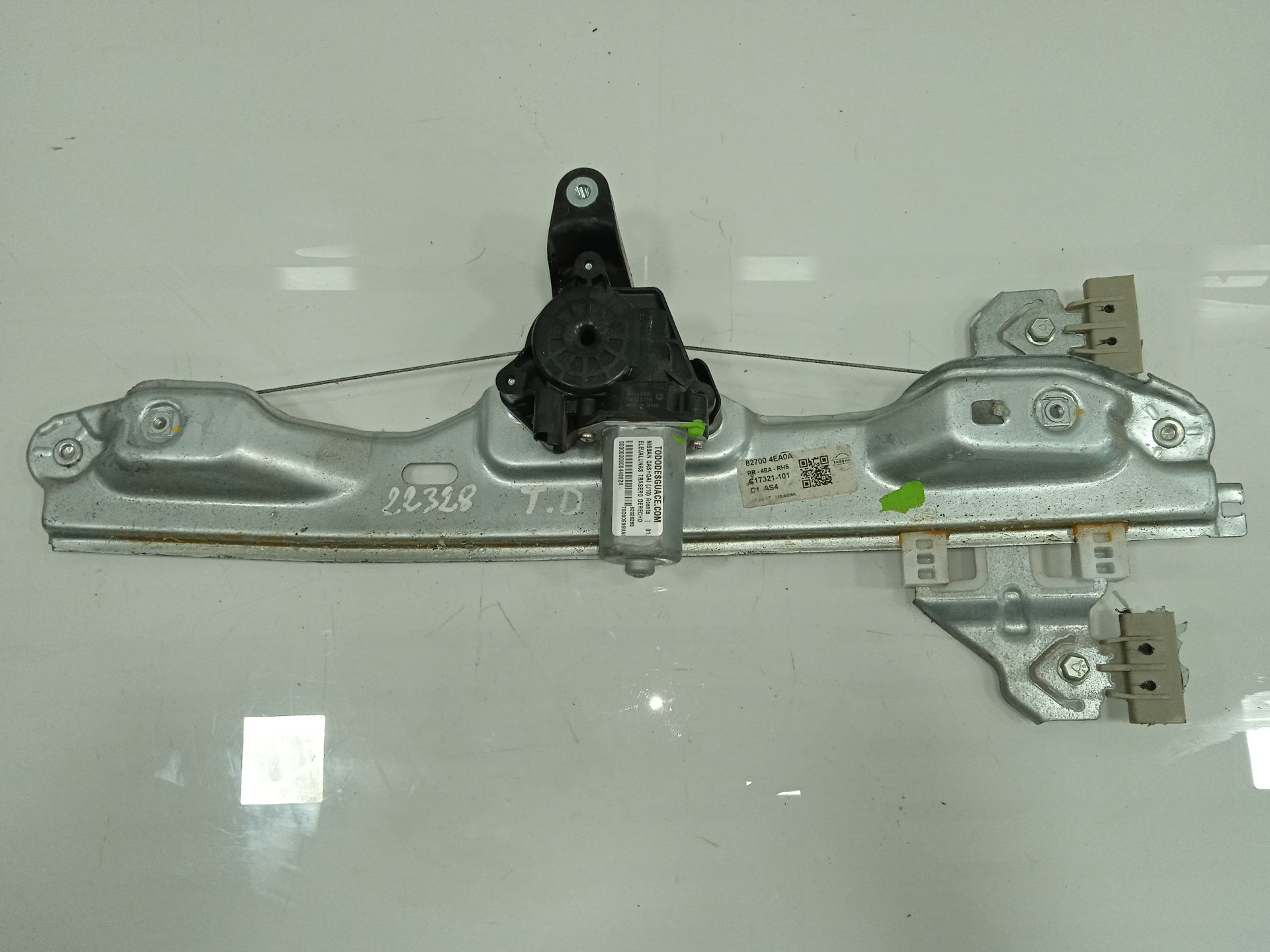ELEVALUNAS TRASERO DERECHO NISSAN QASHQAI (J10) Acenta   |   01.07 - 12.14