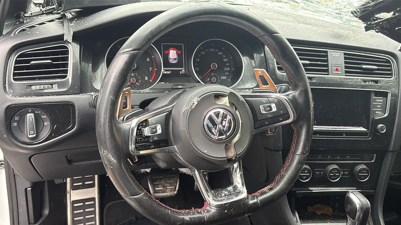 VOLKSWAGEN GOLF VII LIM. GTI BlueMotion Motor 2,0 Ltr. - 162 kW TSI
