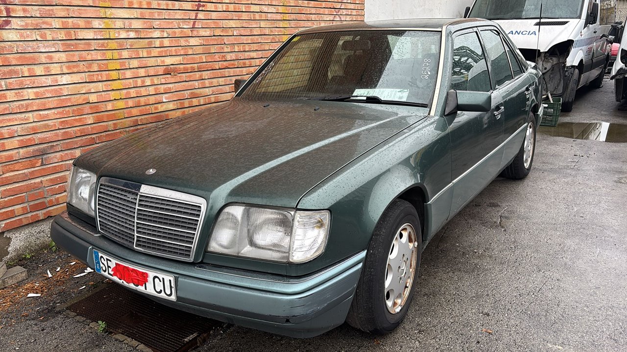 MERCEDES-BENZ CLASE E (W124) BERLINA E 300 Diesel (124.131) Motor 3,0 Ltr. - 100 kW Diesel CAT
