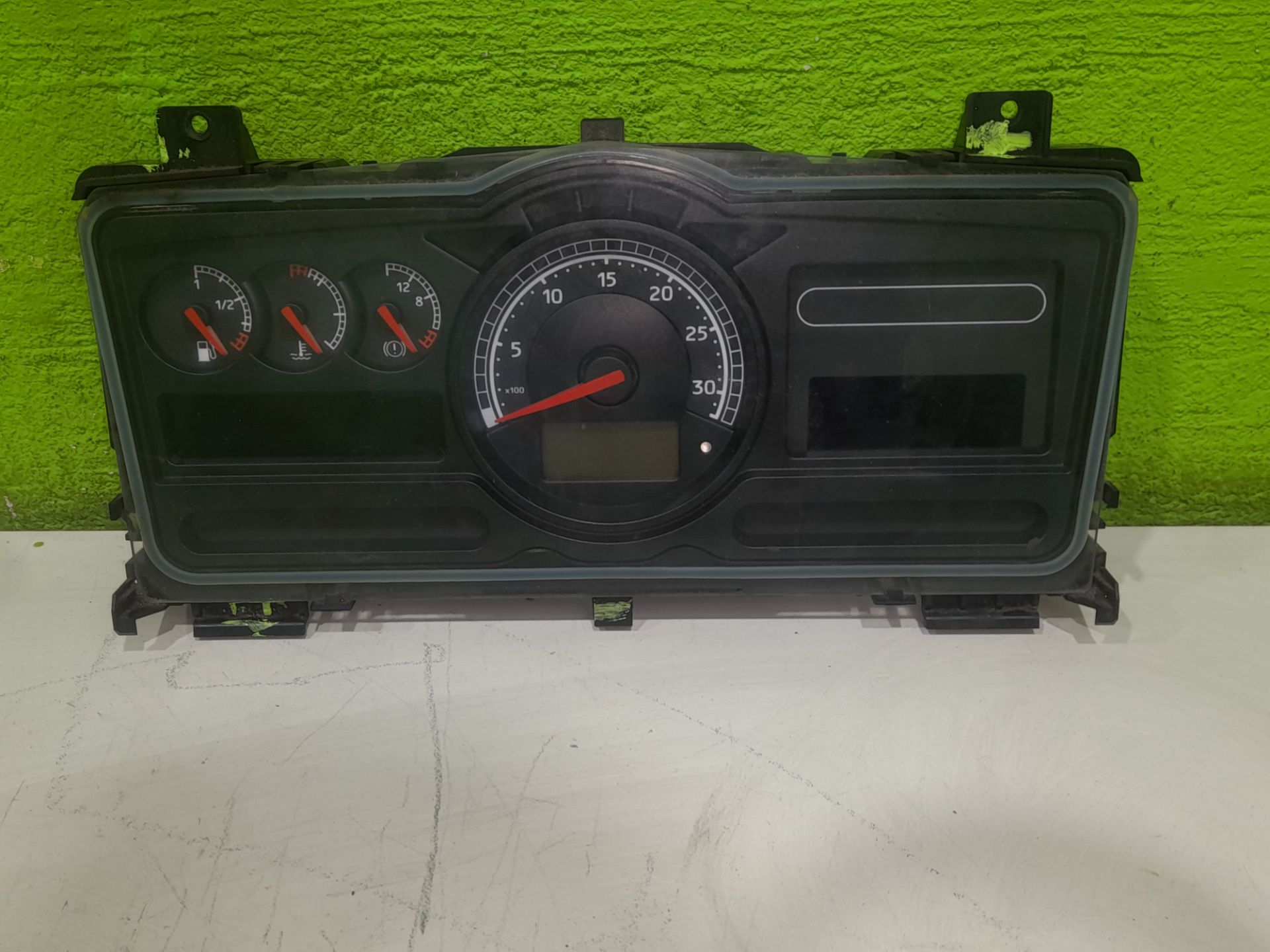 CUADRO INSTRUMENTOS RENAULT MIDLUM FG   XXX.10                   E4 Cabina doble