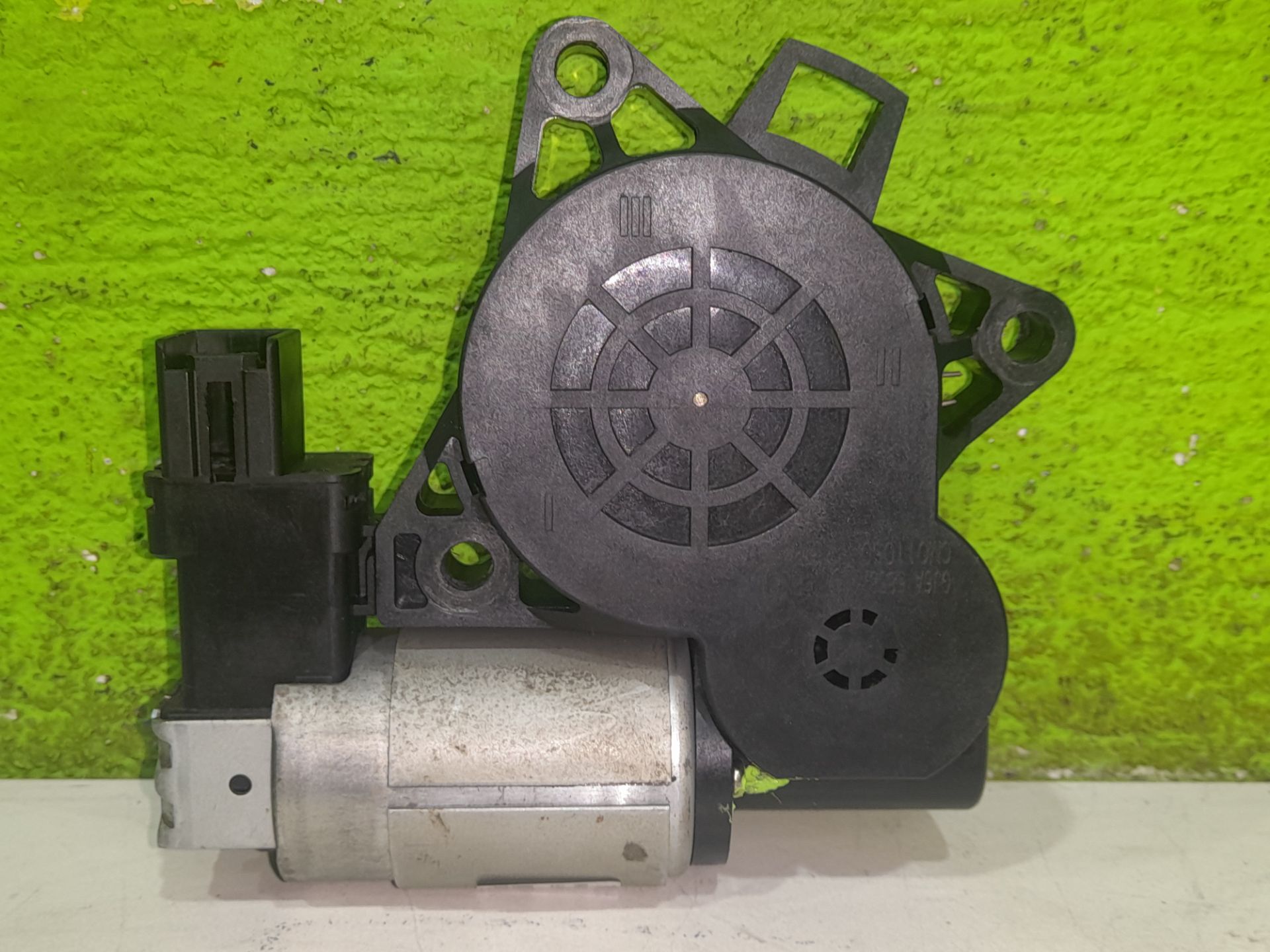 MOTOR ELEVALUNAS TRASERO IZQUIERDO
