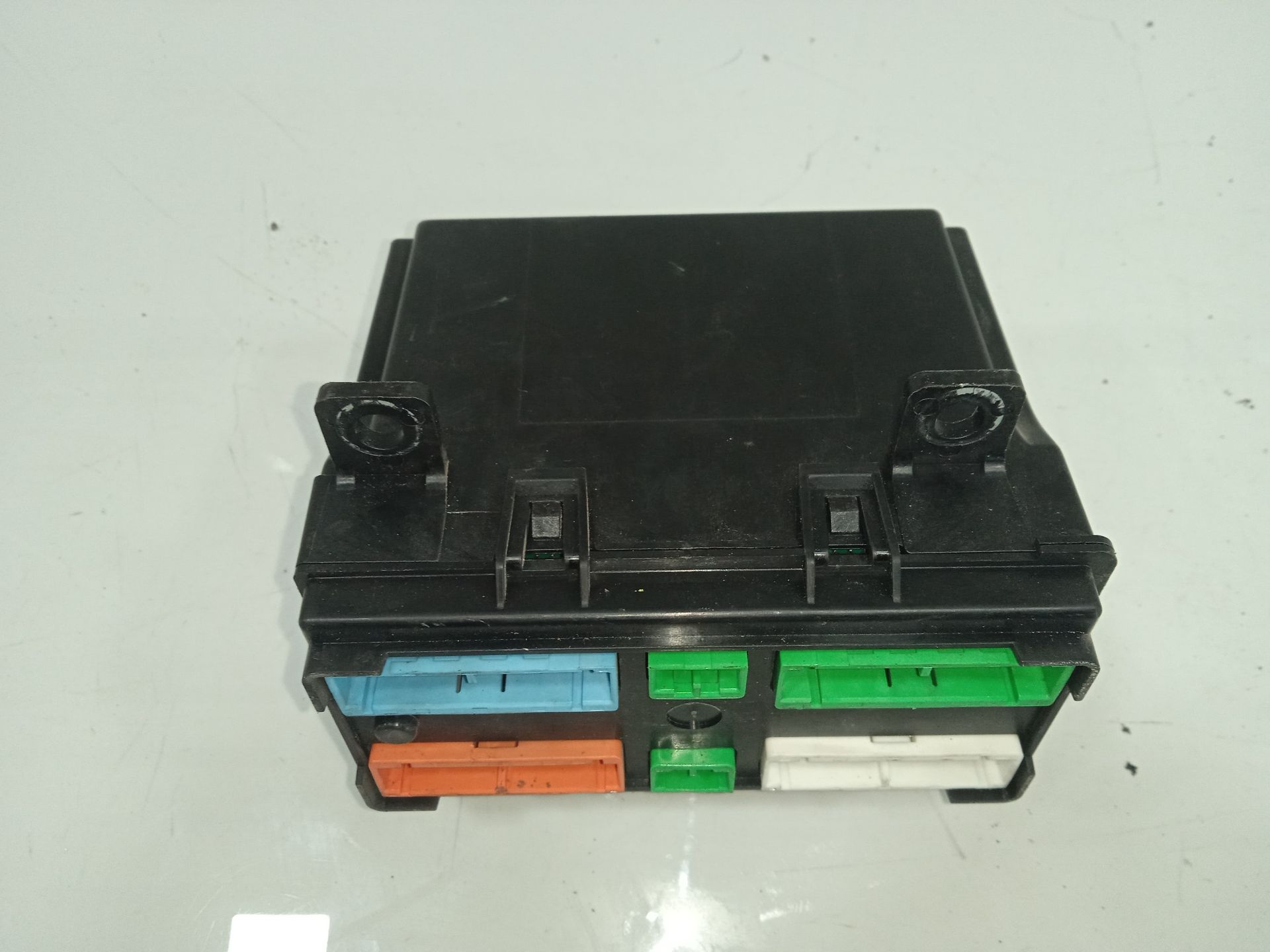 MODULO ELECTRONICO RENAULT MIDLUM FG   XXX.10                   E4 Cabina doble