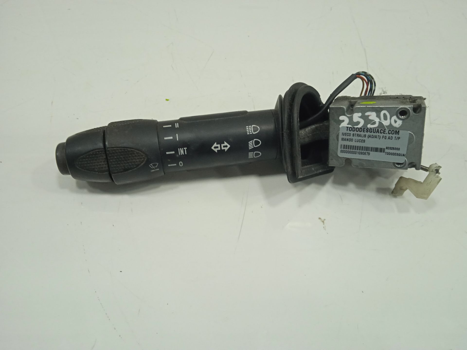 MANDO LUCES IVECO STRALIS (AD/AT) FG AD T/P                    4x2 Tráfico urbano