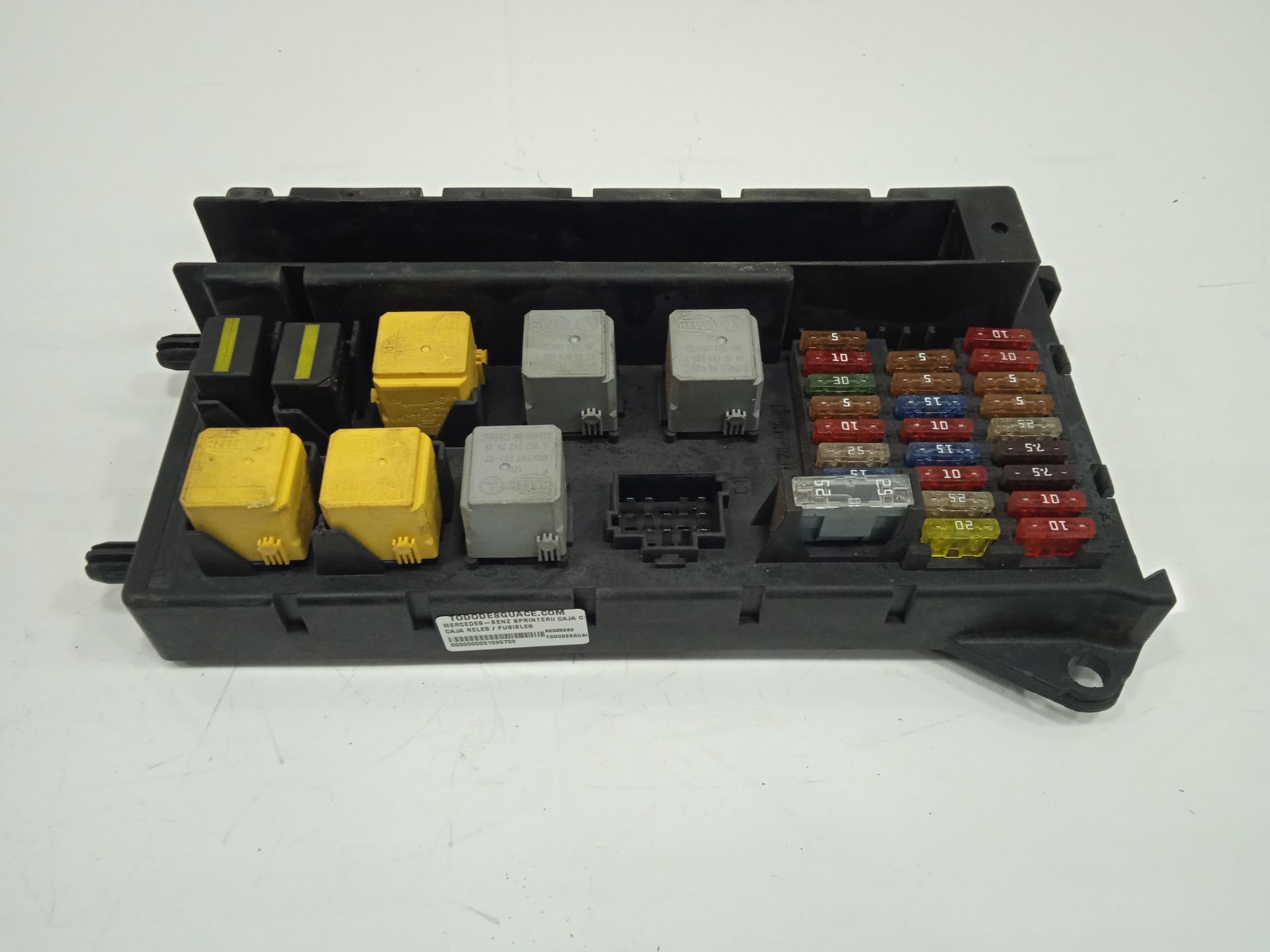 CAJA RELES / FUSIBLES MERCEDES-BENZ SPRINTERII CAJA CERRADA (DESDE 01.06) 210/211/213/214/216 CDI (906.611/613)