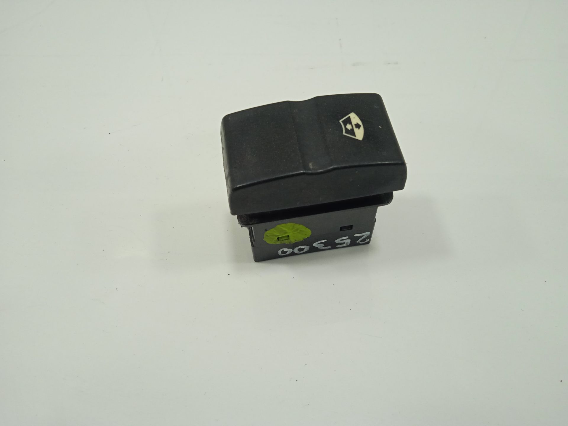 INTERRUPTOR IVECO STRALIS (AD/AT) FG AD T/P                    4x2 Tráfico urbano