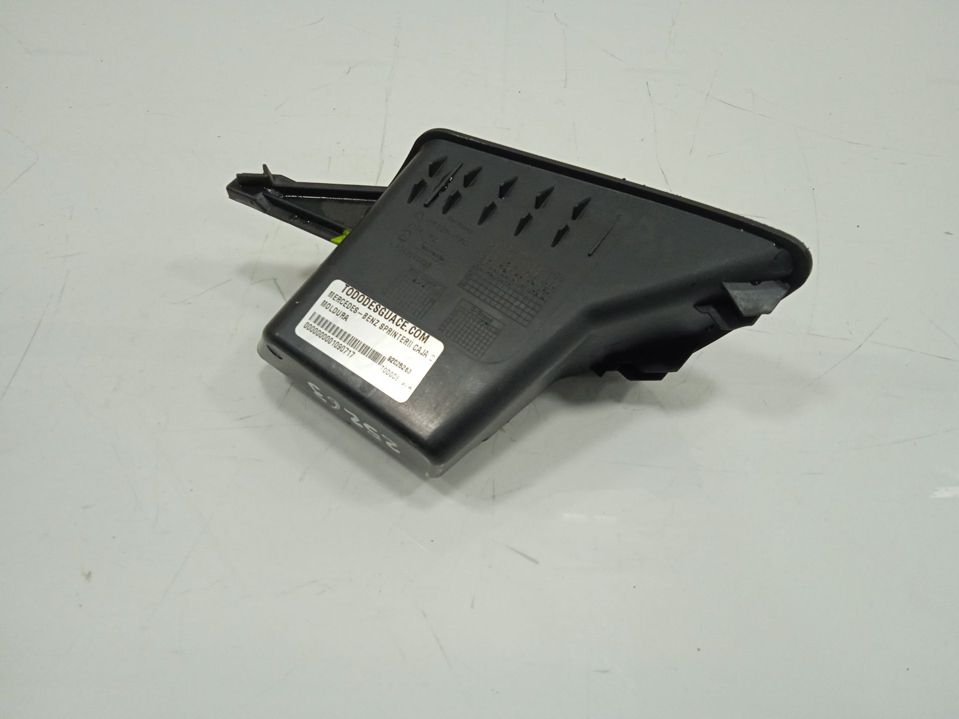 MOLDURA MERCEDES-BENZ SPRINTERII CAJA CERRADA (DESDE 01.06) 210/211/213/214/216 CDI (906.611/613)