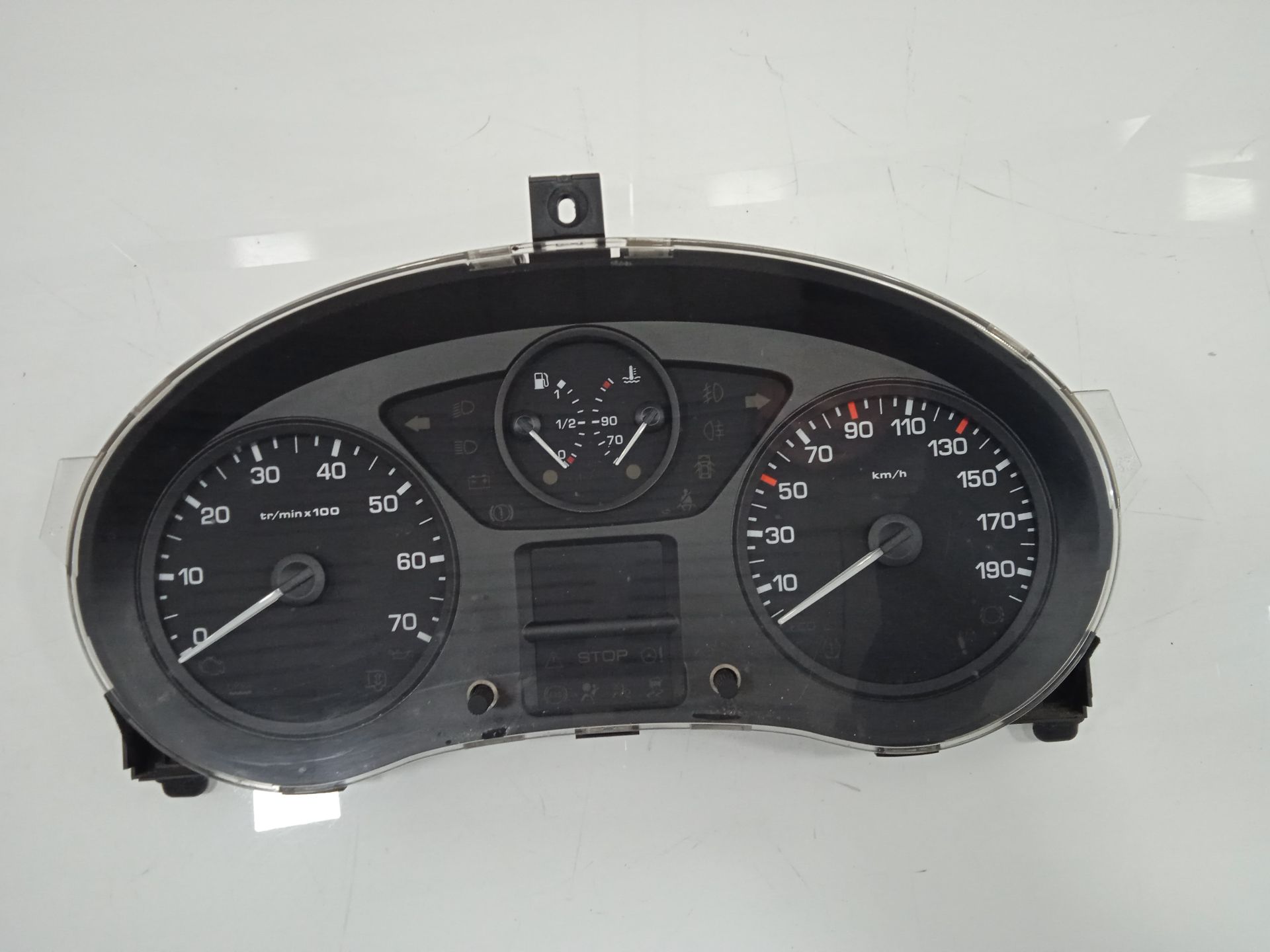 CUADRO INSTRUMENTOS PEUGEOT PARTNER KASTEN Confort L1