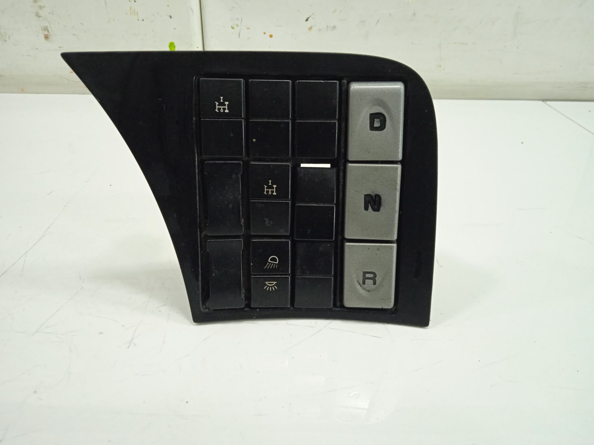 SELECTOR DE CAMBIO AUTOMÁTICO IVECO STRALIS (AD/AT) FG AD T/P                    4x2 Tráfico urbano