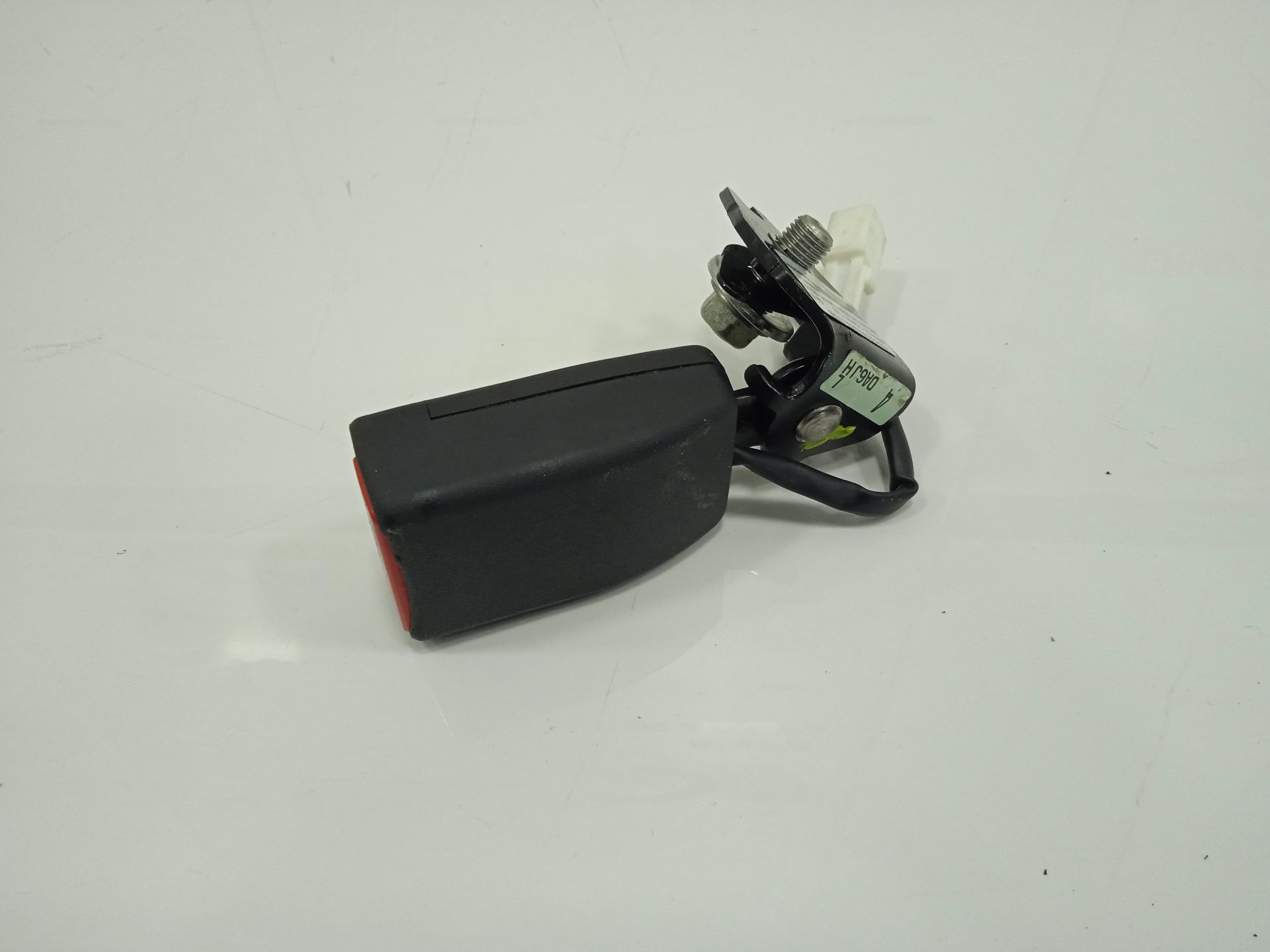 ANCLAJE CINTURON TRASERO IZQUIERDO MAZDA CX-3 Center-Line