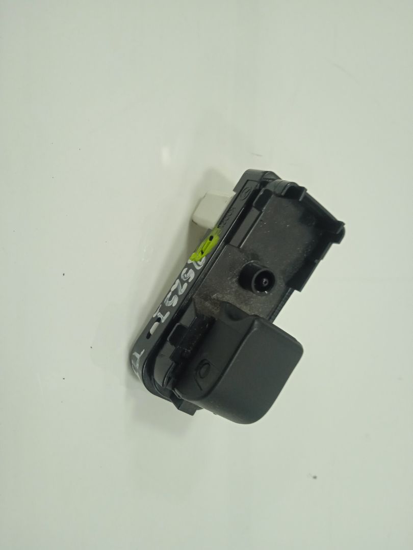 MANDO ELEVALUNAS TRASERO IZQUIERDO MAZDA CX-3 Center-Line