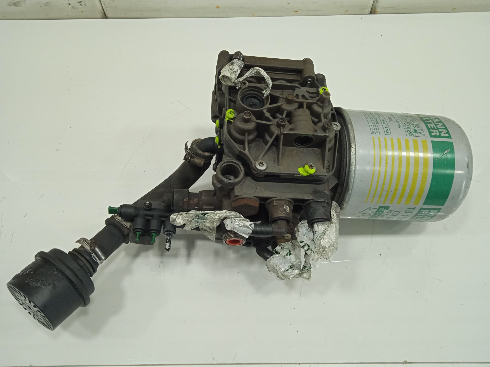 VALVULA AIRE ADICIONAL RENAULT MIDLUM FG   XXX.10                   E4 Cabina doble