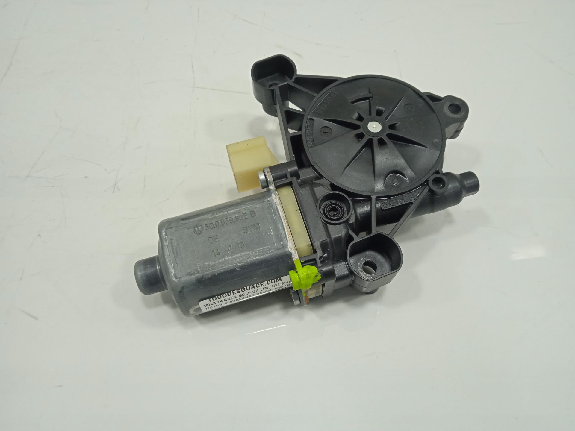 MOTOR ELEVALUNAS DELANTERO DERECHO VOLKSWAGEN GOLF VII LIM. GTI BlueMotion