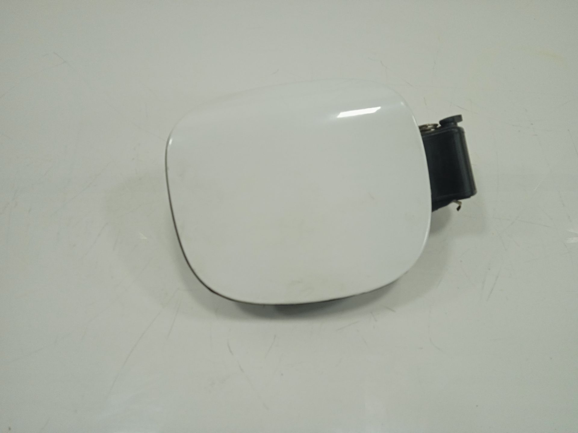 TAPA EXTERIOR COMBUSTIBLE VOLVO V60 KOMBI Kinetic
