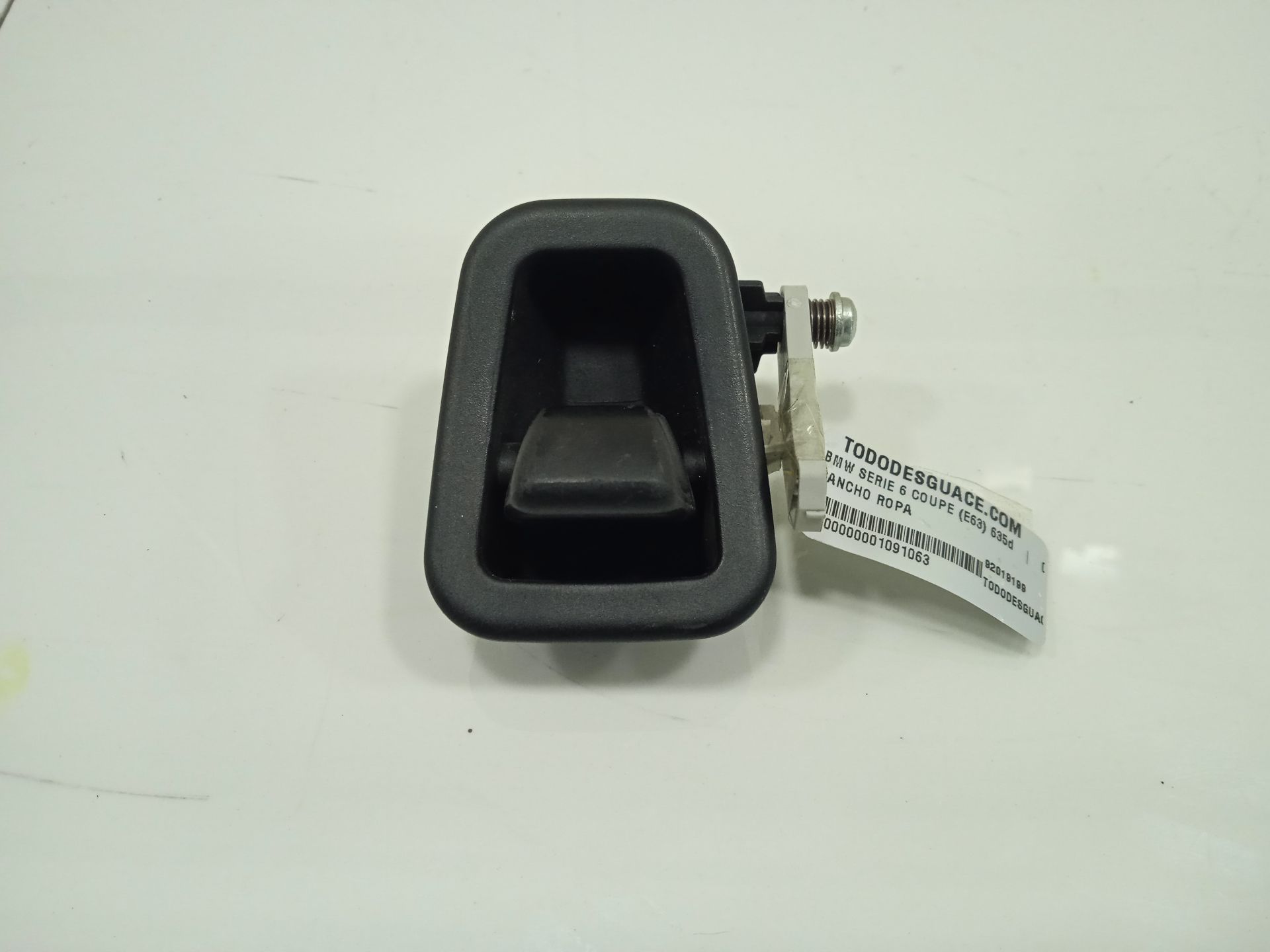 GANCHO ROPA BMW SERIE 6 COUPE (E63) 635d