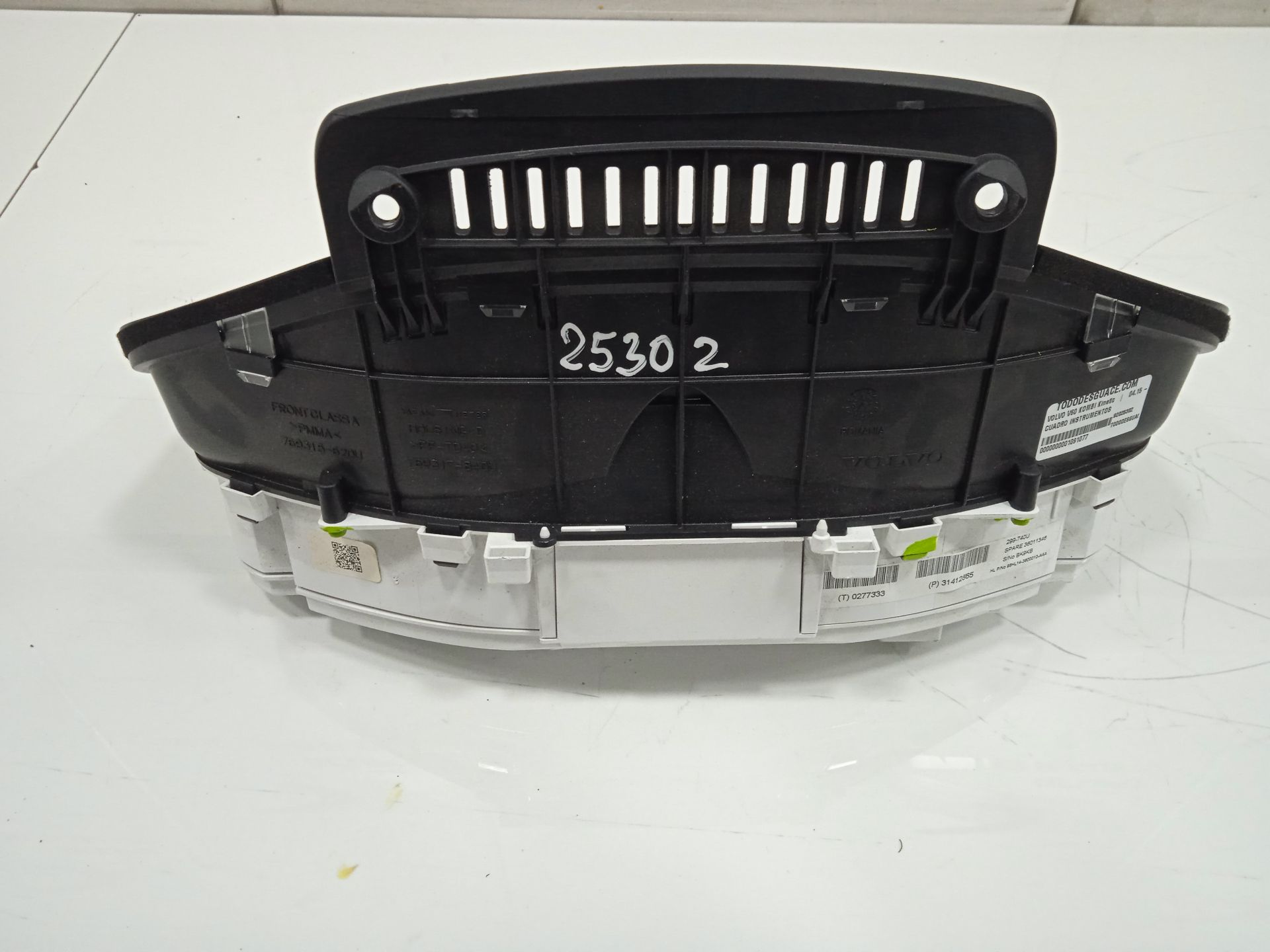 CUADRO INSTRUMENTOS VOLVO V60 KOMBI Kinetic