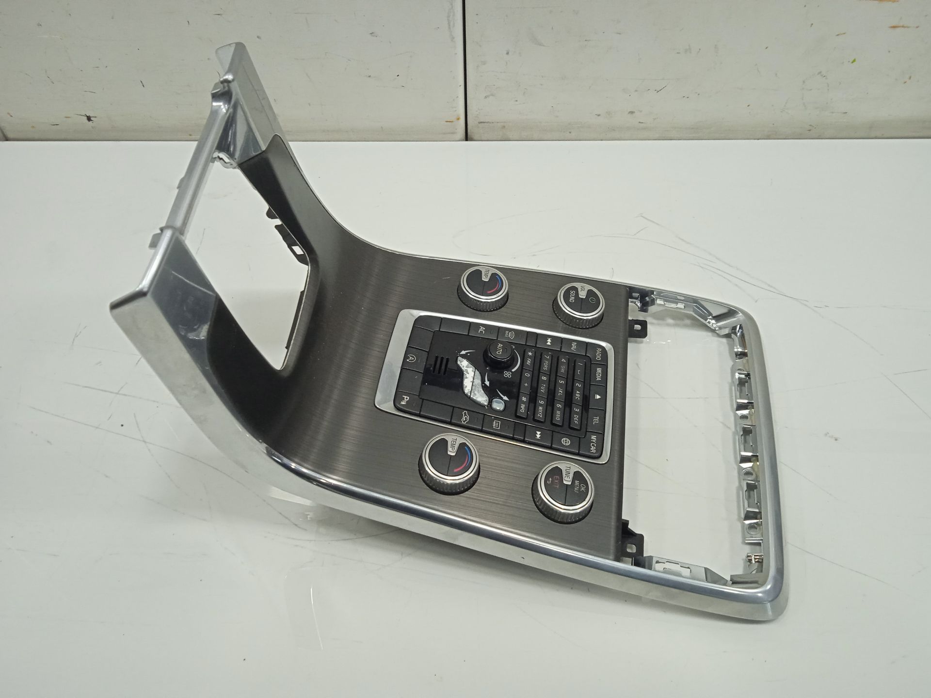 MANDO CALEFACCION / AIRE ACONDICIONADO VOLVO V60 KOMBI Kinetic