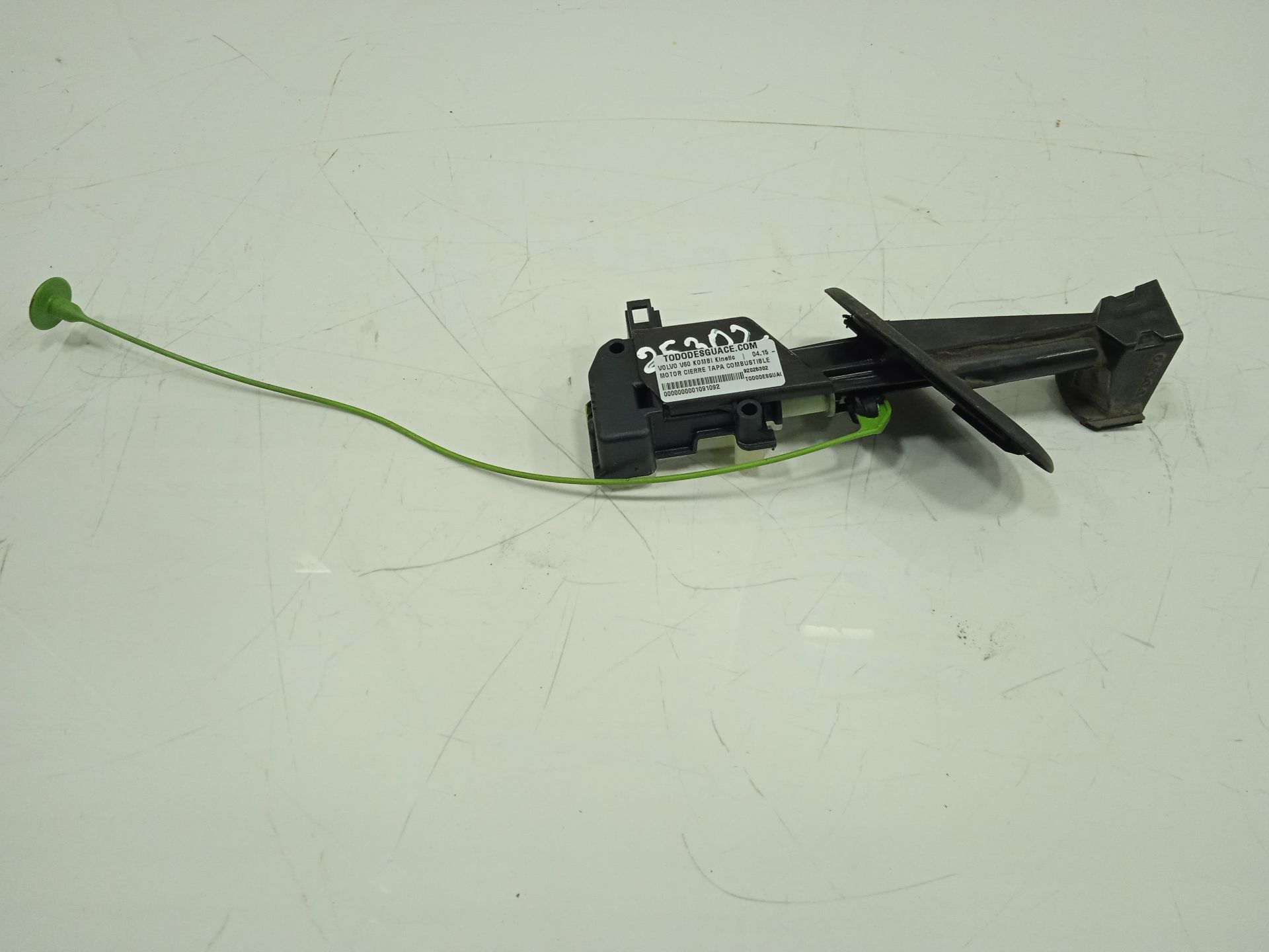 MOTOR CIERRE TAPA COMBUSTIBLE VOLVO V60 KOMBI Kinetic