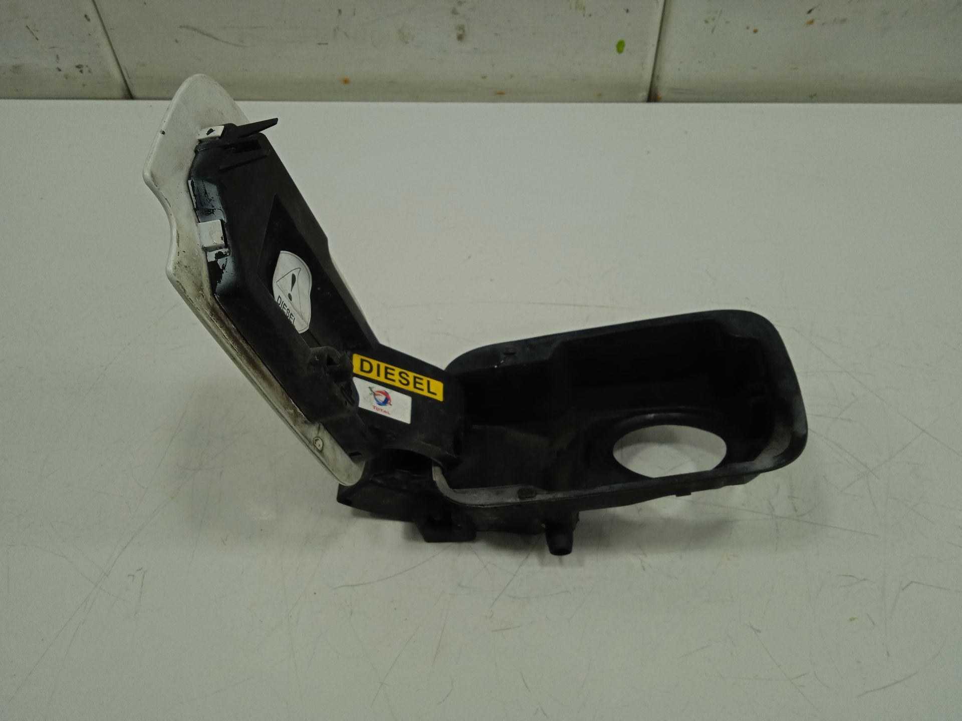 TAPA EXTERIOR COMBUSTIBLE CITROEN BERLINGO CUADRO L1