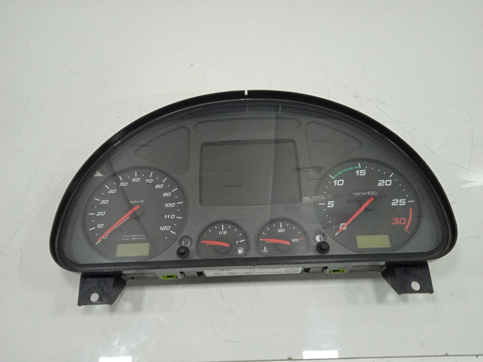 CUADRO INSTRUMENTOS IVECO STRALIS (AD/AT) FG AD T/P                    4x2 Tráfico urbano